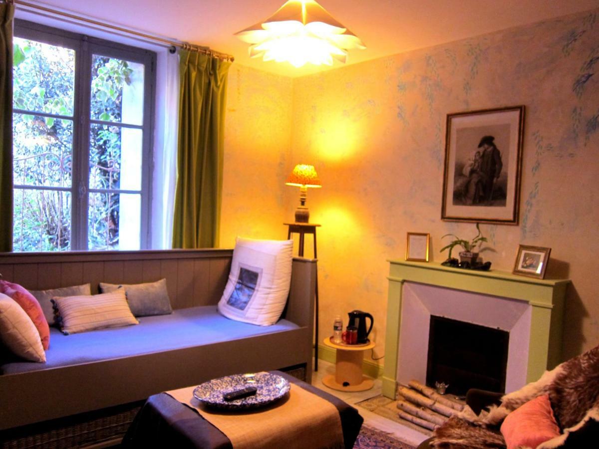 Bed and Breakfast Le Murmure De La Falaise Beaumont-le-Roger Exteriér fotografie
